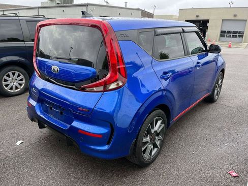 Used 2020 Kia Soul GT-Line FWD image 2