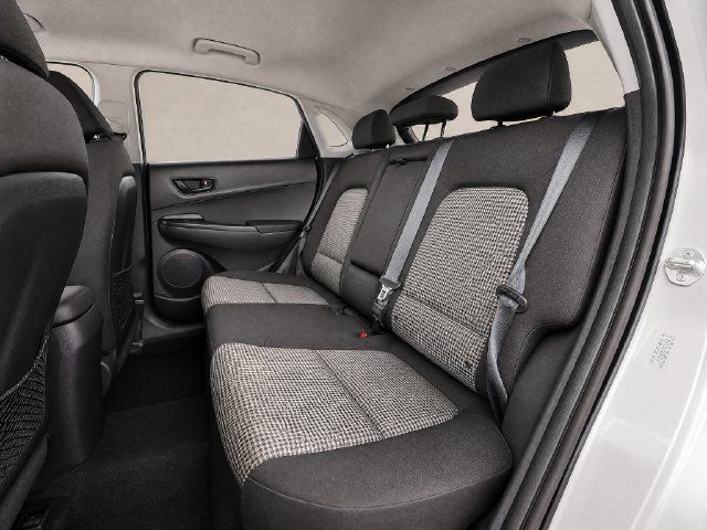 Used 2021 Hyundai Kona SEL FWD image 28