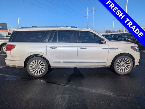 Used 2018 Lincoln Navigator L Reserve w/ Technology Package image 8