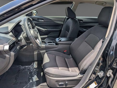 Certified 2024 Nissan Altima 2.5 SV FWD image 14