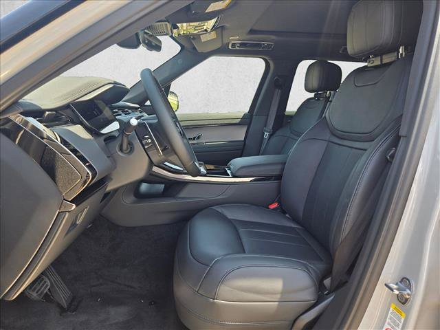New 2027 Land Rover Range Rover Sport SE AWD/4WD image 4