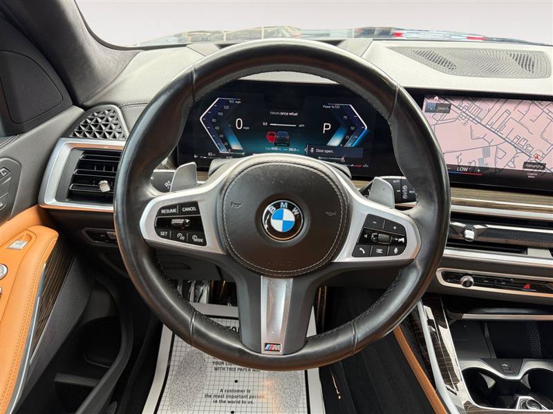 Used 2023 BMW X7 xDrive40i w/ M Sport Package AWD/4WD image 14