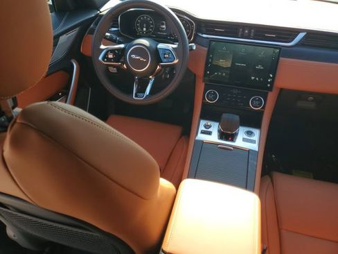 New 2026 Jaguar F-PACE R-Dynamic S AWD/4WD image 17