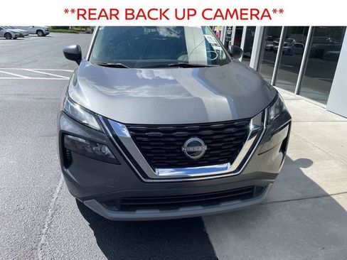 Used 2023 Nissan Rogue S image 2