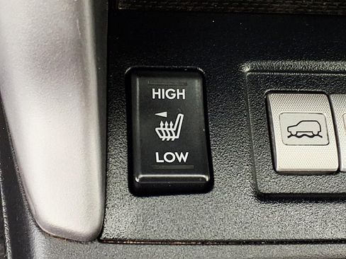 Used 2014 Subaru Forester 2.5i Limited w/ Popular Package #2 image 20