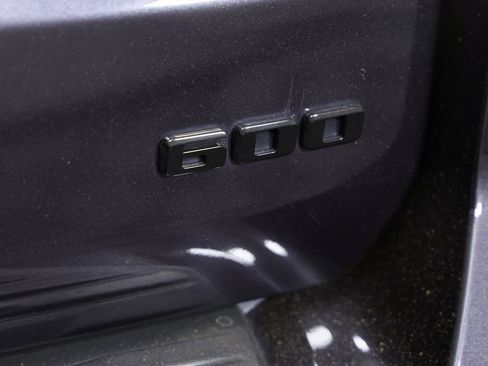 Used 2024 Cadillac Escalade Sport Platinum w/ LPO, ONYX Package image 6