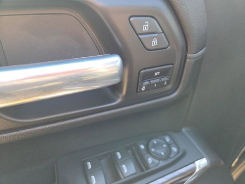 Certified 2021 Chevrolet Silverado 1500 LTZ w/ Technology Package image 23