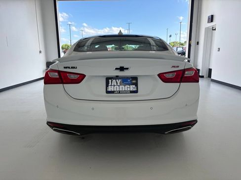 Used 2021 Chevrolet Malibu RS FWD image 18