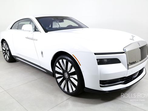Used 2025 Rolls-Royce Spectre w/ Leather Finishing Pack AWD/4WD image 6