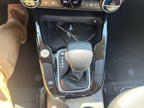Certified 2025 Kia Soul S FWD image 13