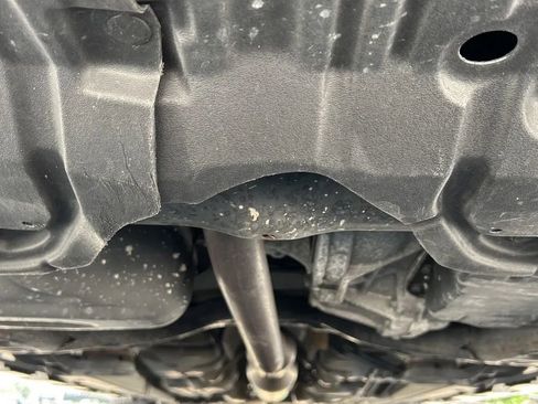 Used 2012 Toyota Camry LE FWD image 33