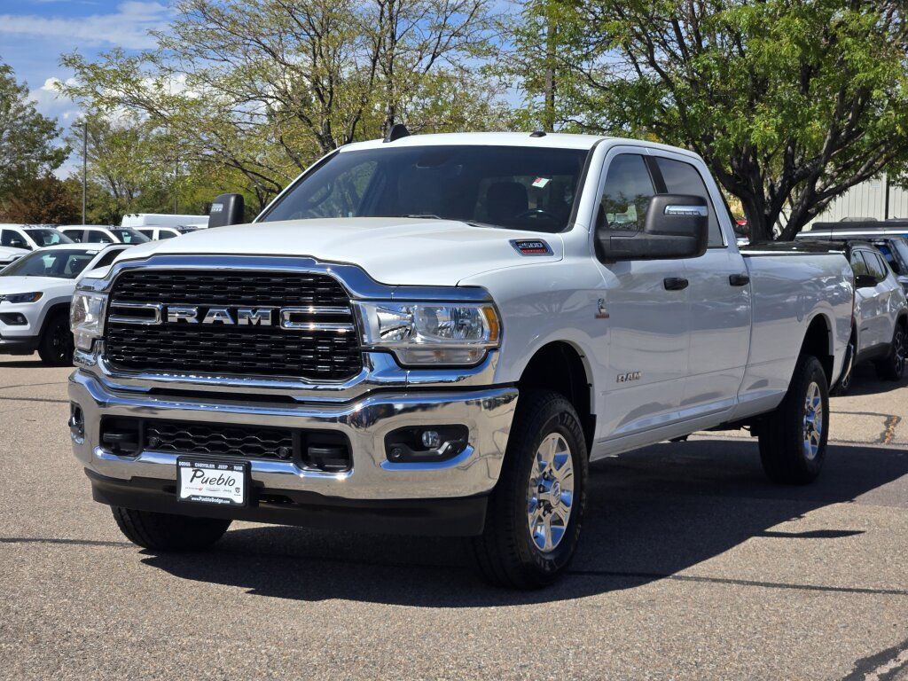 Used 2024 RAM 2500 Big Horn w/ Protection Group AWD/4WD image 5