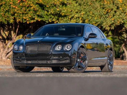 Used 2015 Bentley Flying Spur V8 image 1