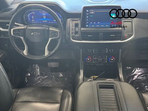 Used 2023 Chevrolet Tahoe Z71 w/ Luxury Package AWD/4WD image 31
