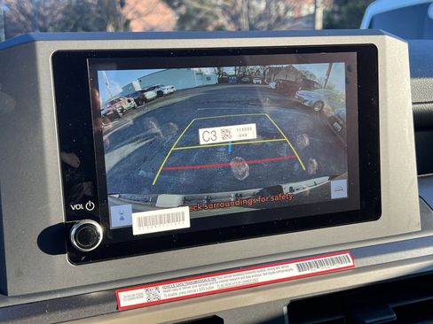 New 2025 Toyota Tacoma TRD Off-Road image 12