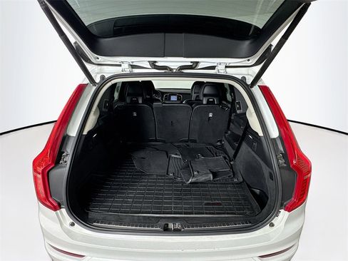 Used 2018 Volvo XC90 T5 Momentum w/ Momentum Plus Package image 28