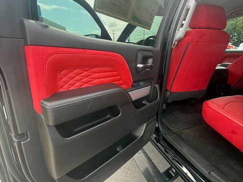 Used 2018 Chevrolet Silverado 1500 LT w/ All Star Edition AWD/4WD image 15