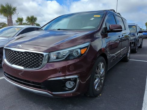 Used 2016 Kia Sedona SX Limited image 4