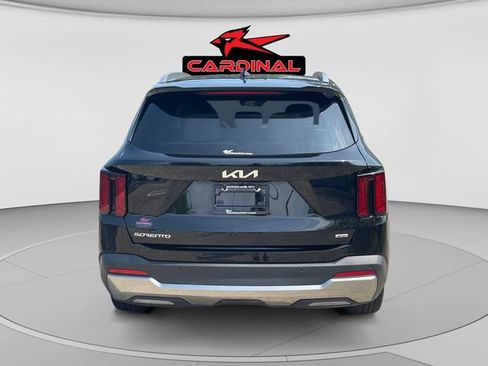 Used 2025 Kia Sorento S w/ Panoramic Sunroof Package AWD/4WD image 4
