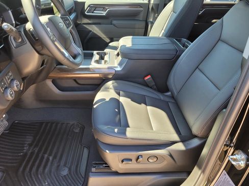 New 2026 Chevrolet Silverado 2500 LT w/ Trail Boss Package AWD/4WD image 14