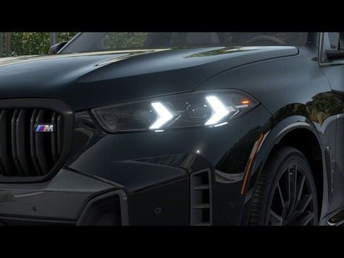 Used 2025 BMW X5 M60i w/ Parking Assistance Package image 7