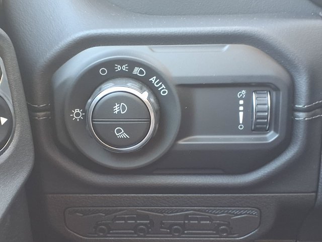 New 2026 Jeep Gladiator Sport AWD/4WD image 13