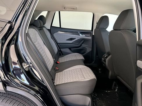 Certified 2026 Volkswagen Tiguan S FWD image 31