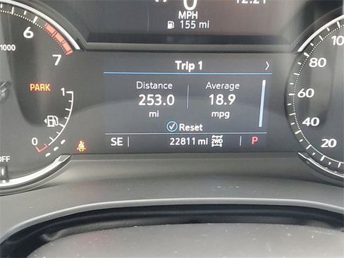 Certified 2025 Cadillac XT6 Luxury image 16