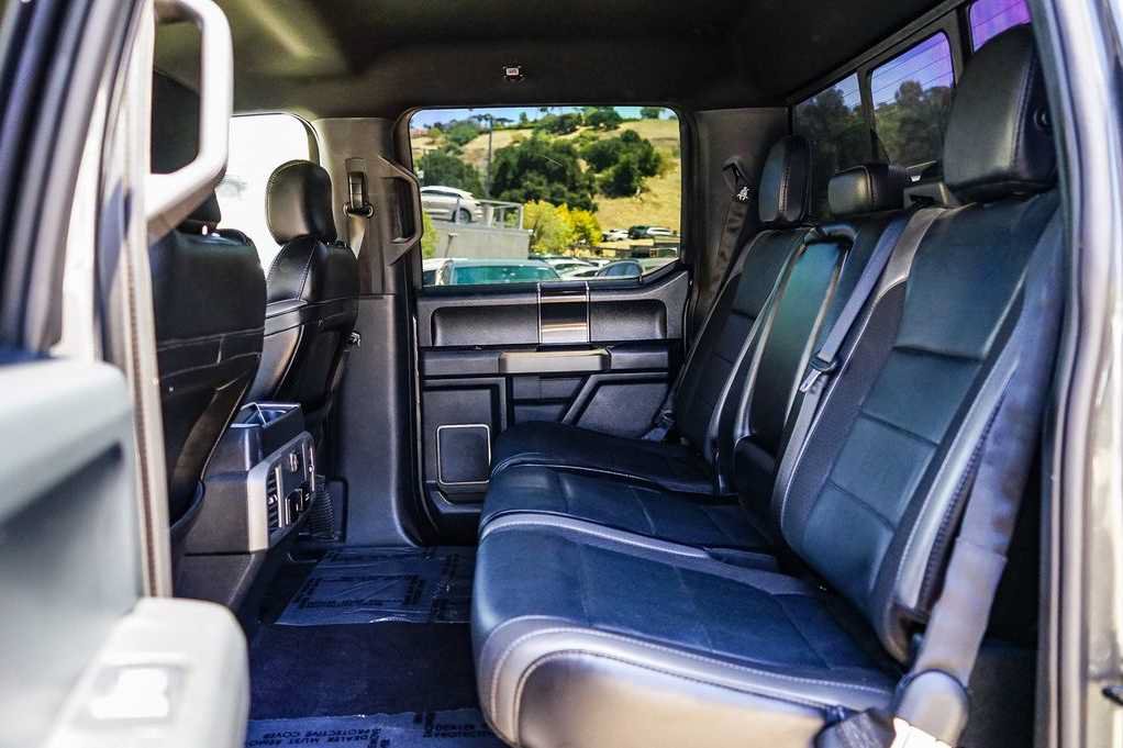Used 2019 Ford F150 Raptor w/ Equipment Group 802A Luxury AWD/4WD image 17