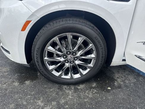 Certified 2024 Buick Enclave Avenir w/ Avenir Technology Package image 34