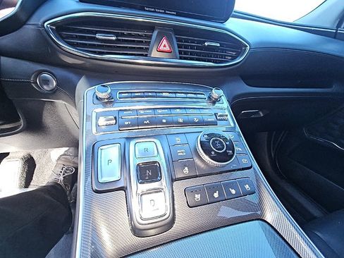 Used 2023 Hyundai Santa Fe Limited image 13