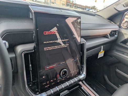 New 2026 GMC Yukon XL Denali w/ Sun & Power Step Package image 20