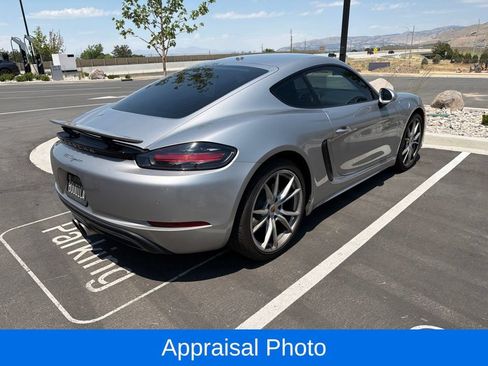 Certified 2019 Porsche 718 Cayman RWD image 4