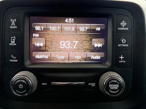 Used 2019 Jeep Renegade Sport image 8