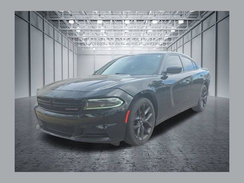 Used 2022 Dodge Charger SXT w/ Blacktop Package RWD image 1