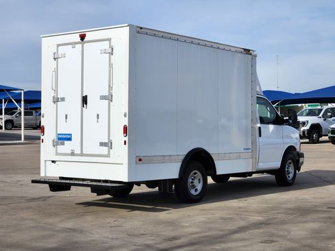 New 2025 Chevrolet Express 3500 w/ Power Convenience Package image 4