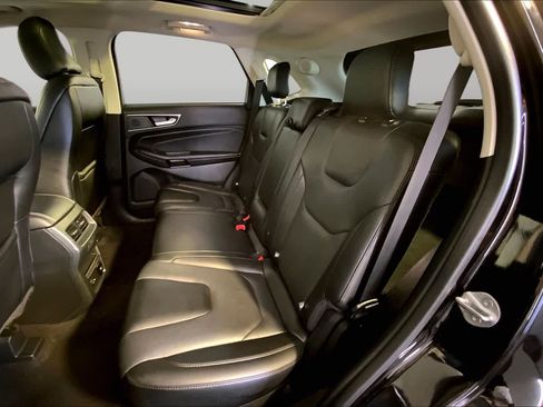 Used 2022 Ford Edge Titanium w/ Equipment Group 301A AWD/4WD image 21