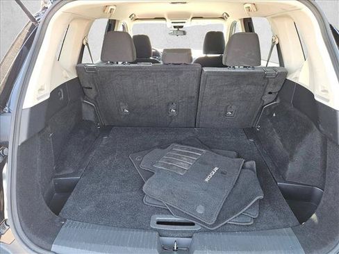 Used 2021 Nissan Rogue S FWD image 6