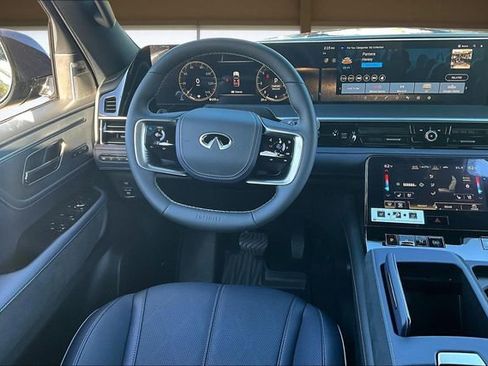 New 2026 INFINITI QX80 4WD image 5