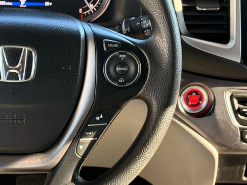 Used 2016 Honda Pilot EX image 32