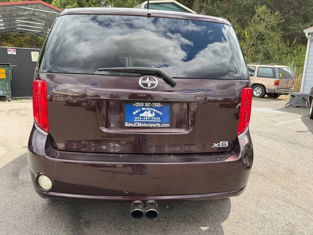 Used 2009 Scion xB FWD image 23