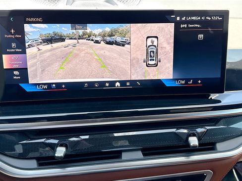New 2026 BMW ALPINA XB7 AWD/4WD image 36