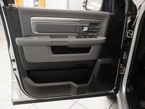 Used 2017 RAM 1500 Big Horn image 16