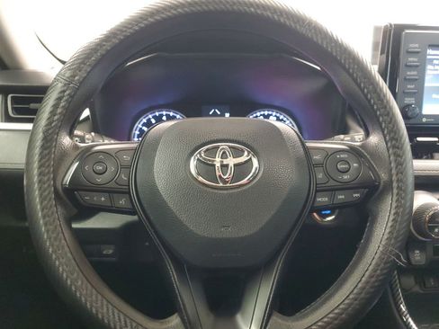 Used 2020 Toyota RAV4 XLE w/ Convenience Package image 20