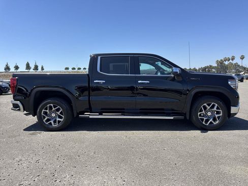 New 2026 GMC Sierra 1500 SLT w/ SLT Premium Plus Package RWD image 3