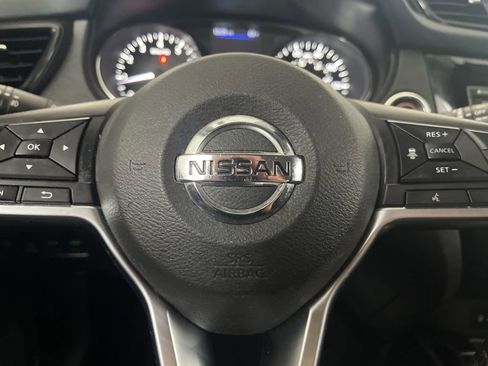Used 2019 Nissan Rogue SV w/ Premium Package AWD/4WD image 59