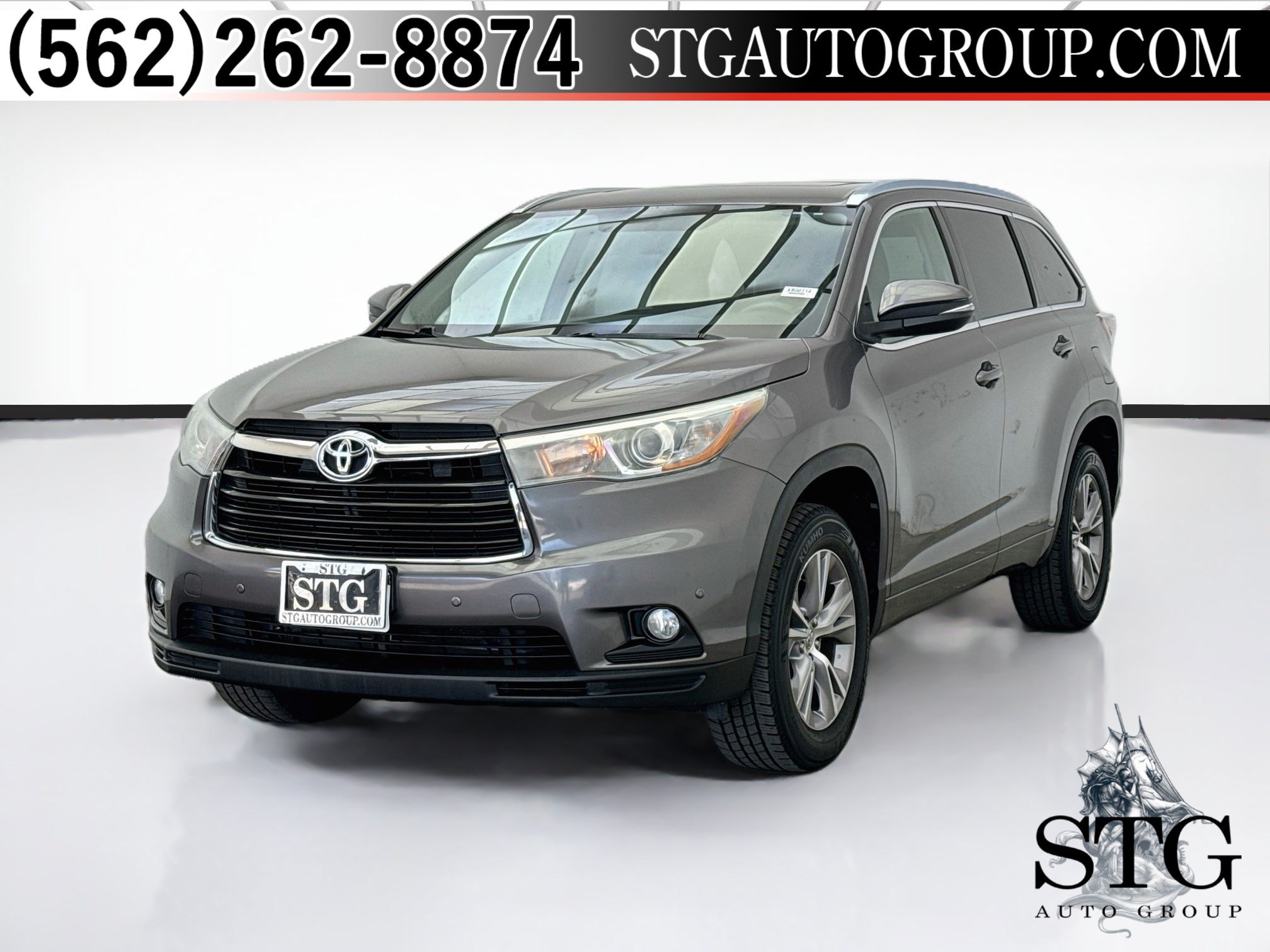 Used 2015 Toyota Highlander XLE FWD image 1