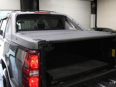 Used 2010 Chevrolet Avalanche LT w/ Luxury Package RWD image 37