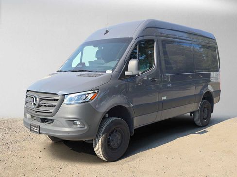 Used 2026 Mercedes-Benz Sprinter 2500 image 7