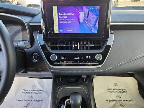 Used 2025 Toyota Corolla XSE image 15
